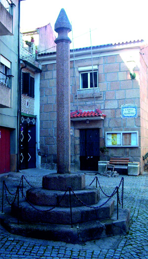 Pelourinho de Abrunhosa-a-Velha